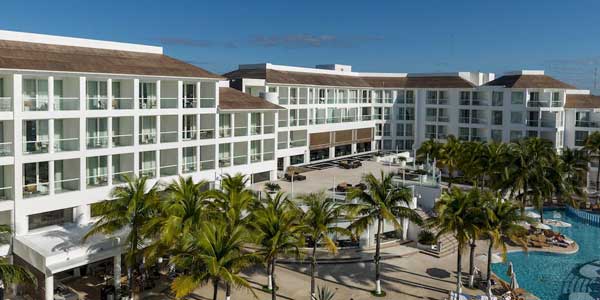 Playacar Palace
