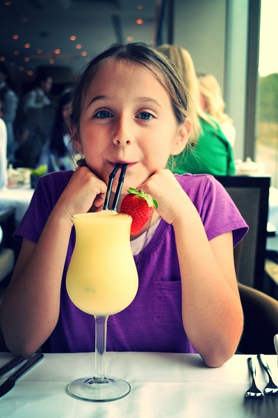 kids having afternoon tea