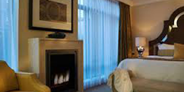 L'Hermitage Hotel, Vancouver (4 Stars)