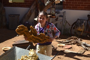 girl at perth mint