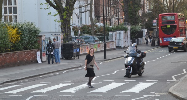 abbey road crossing london