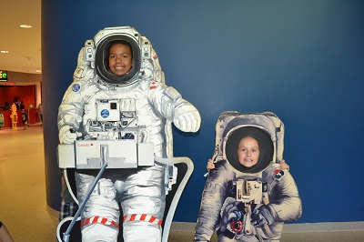 kids at the ontario science centre