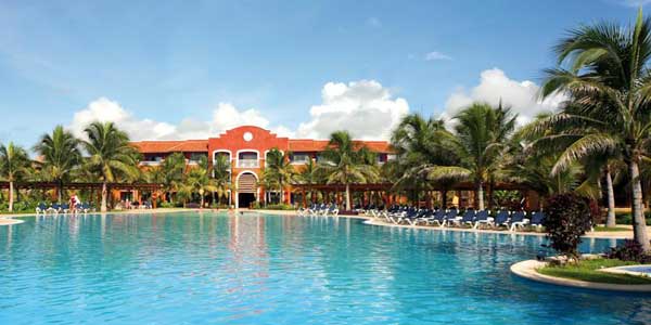 Colonial Barcelo Resort