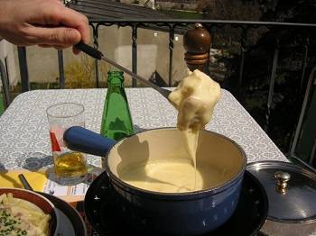 swiss cheese fondue