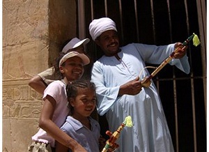 kids with guards in luxor