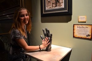 largest hand ripleys